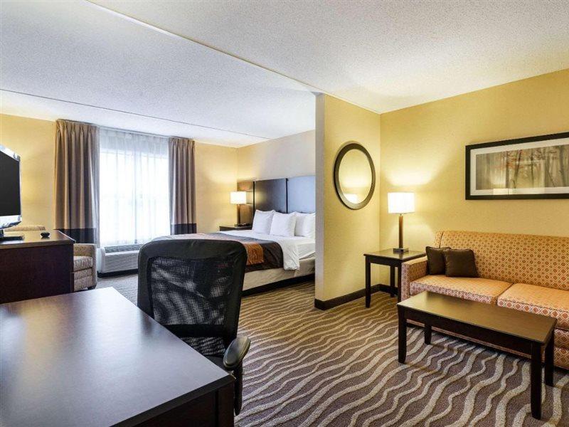 Comfort Inn & Suites Lexington Park Exteriör bild