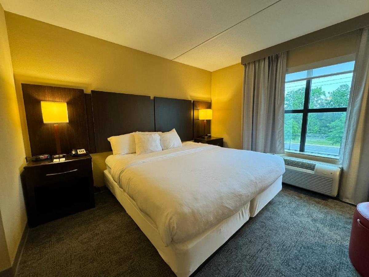 Comfort Inn & Suites Lexington Park Exteriör bild