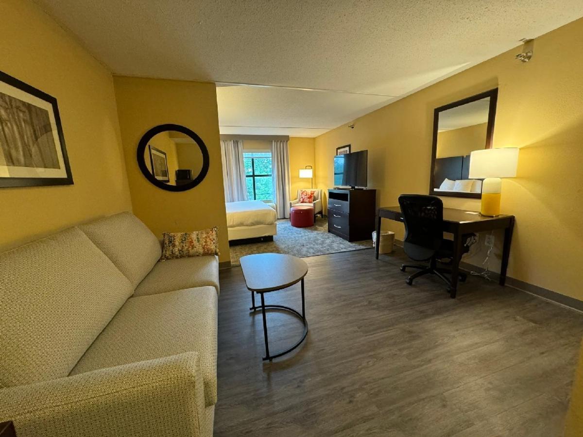 Comfort Inn & Suites Lexington Park Exteriör bild