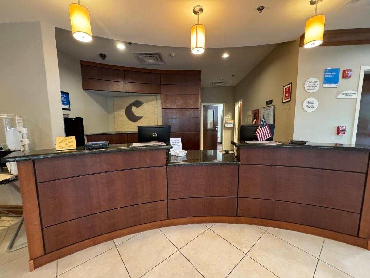 Comfort Inn & Suites Lexington Park Exteriör bild