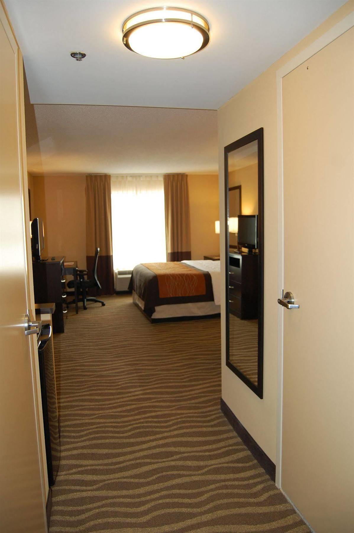 Comfort Inn & Suites Lexington Park Exteriör bild